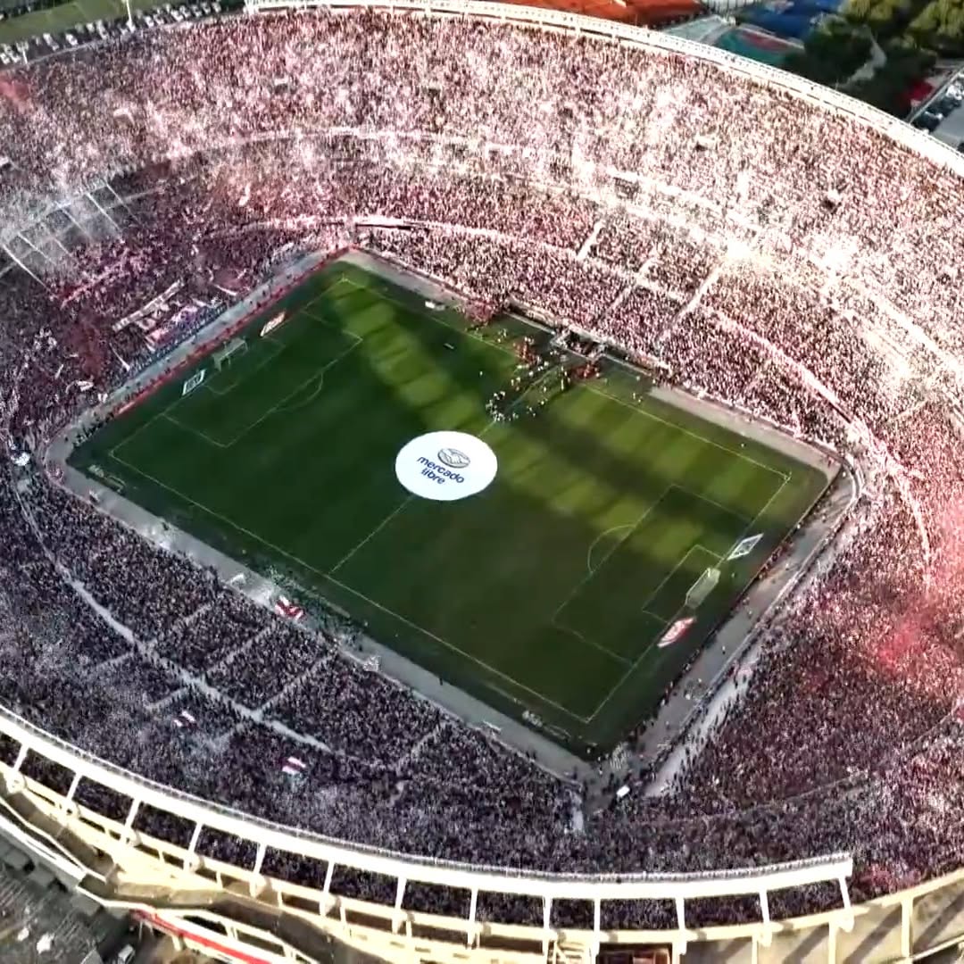 Publicacion de Instagram de Sportmax